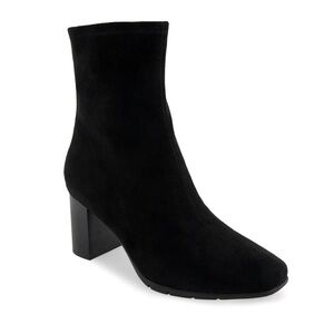 Aerosoles black ankle boots